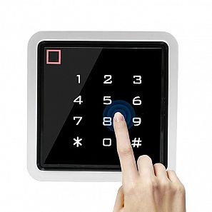 Standalone keypad fingerpring access control